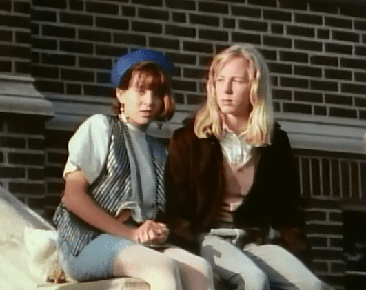 DJHS1E6 Annie 2 Kathleen